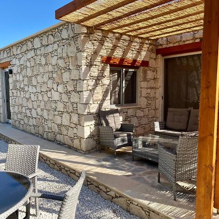 Ammos Luxury Suits And Residences Peyia Extérieur photo