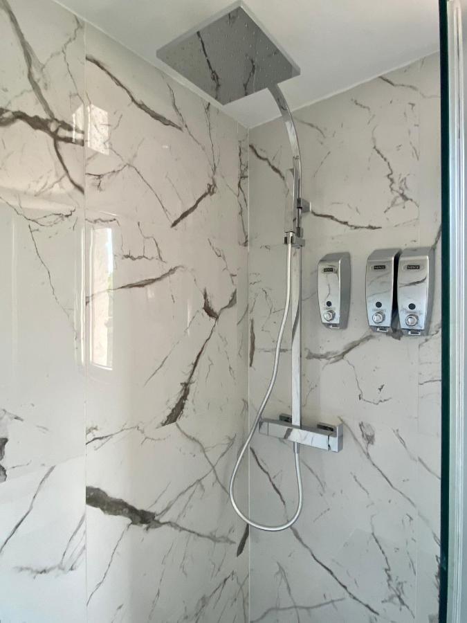 Ammos Luxury Suits And Residences Peyia Extérieur photo