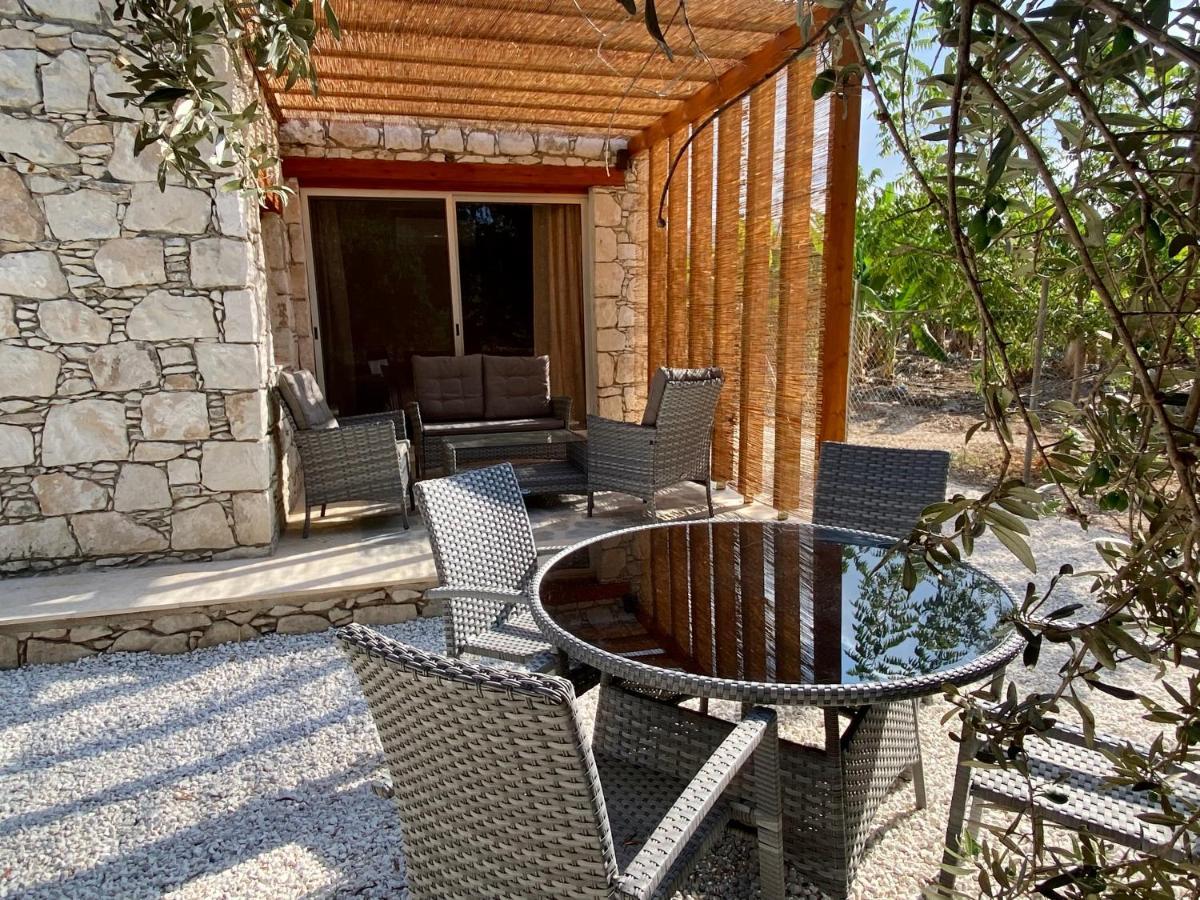 Ammos Luxury Suits And Residences Peyia Extérieur photo