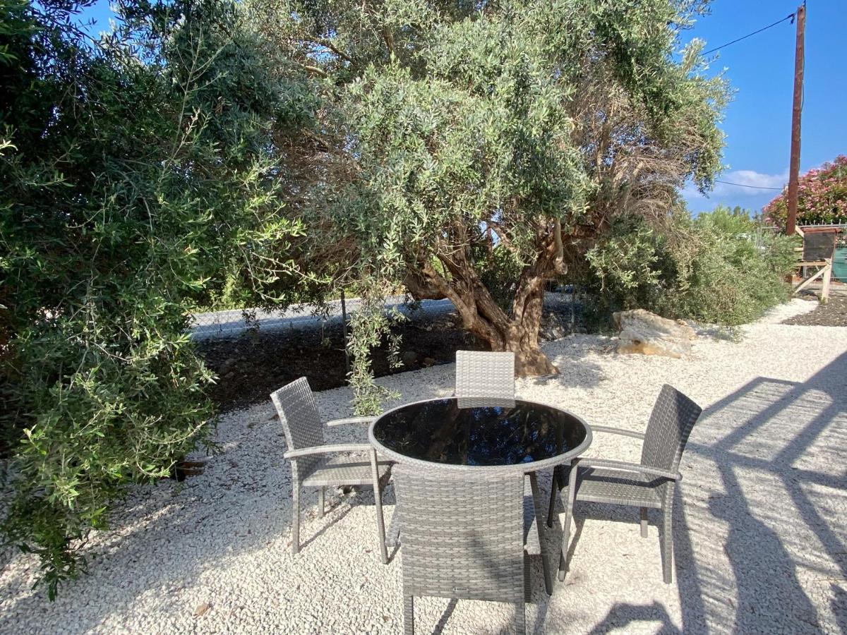 Ammos Luxury Suits And Residences Peyia Extérieur photo