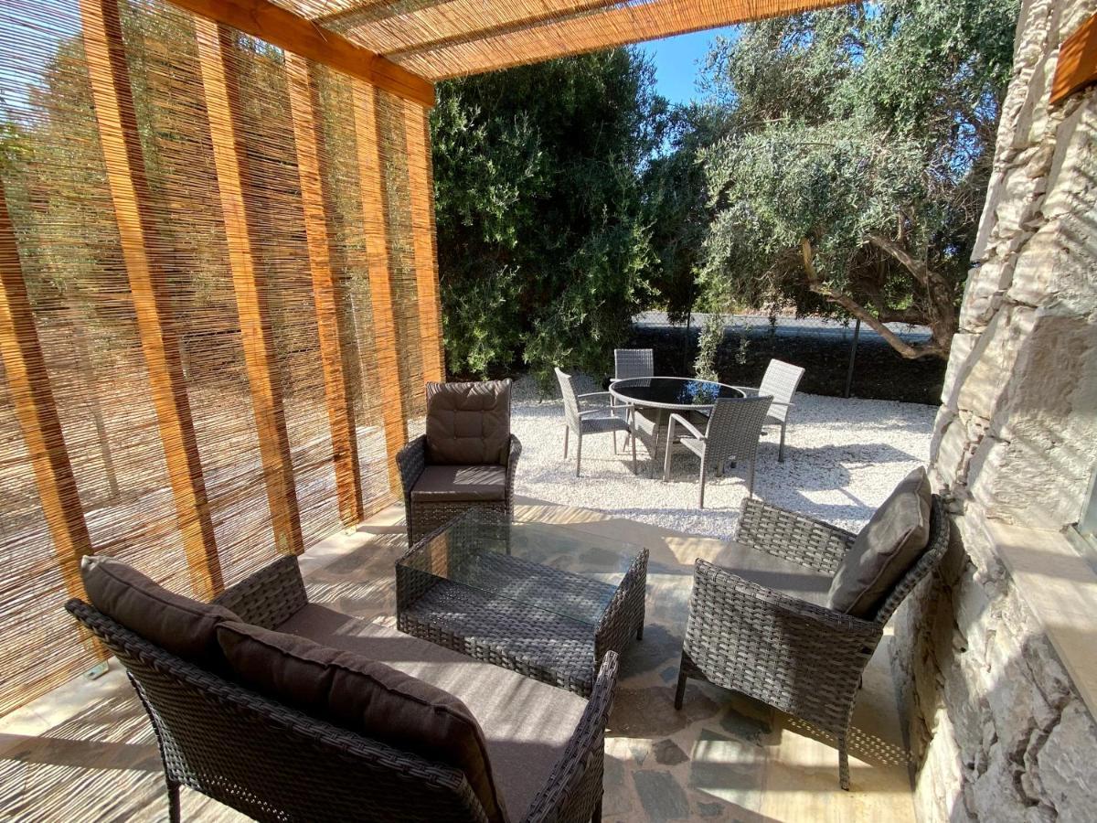 Ammos Luxury Suits And Residences Peyia Extérieur photo