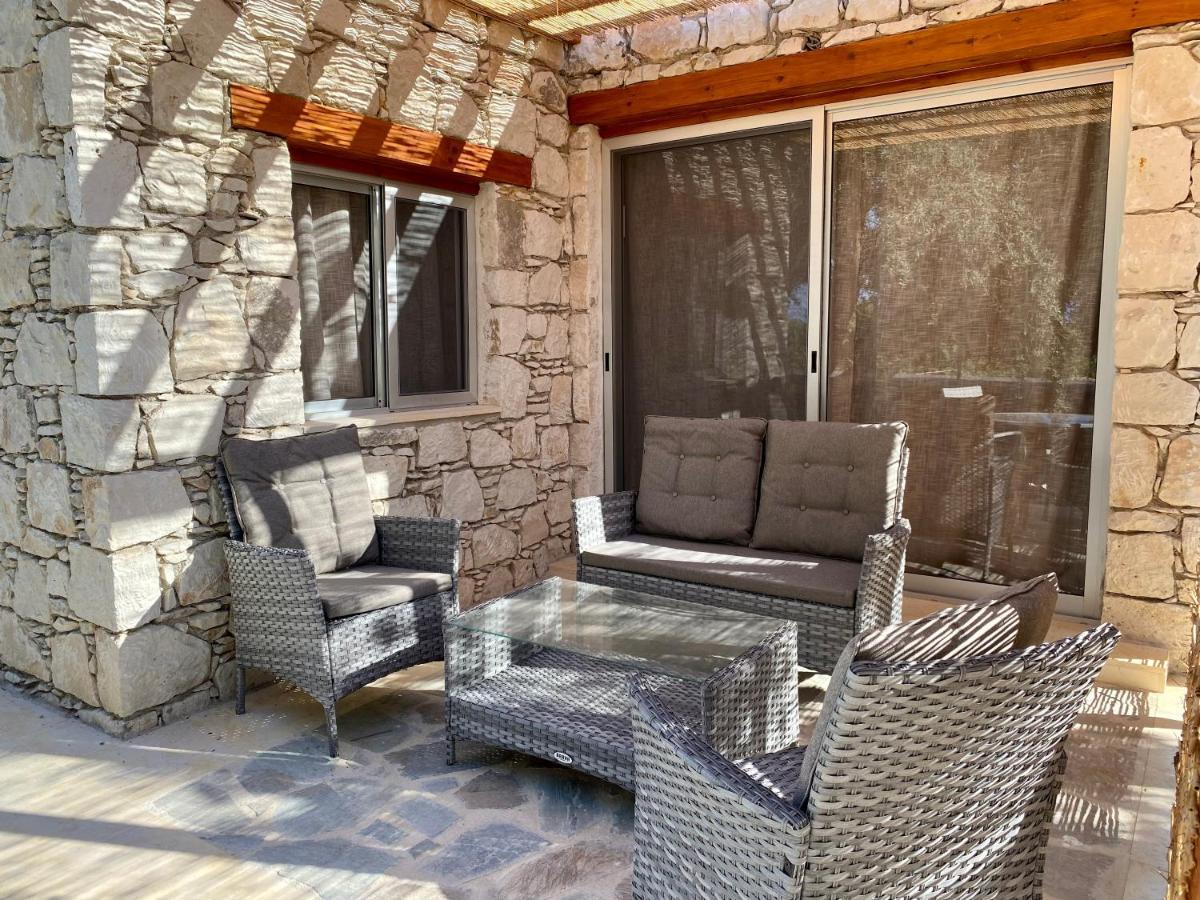 Ammos Luxury Suits And Residences Peyia Extérieur photo