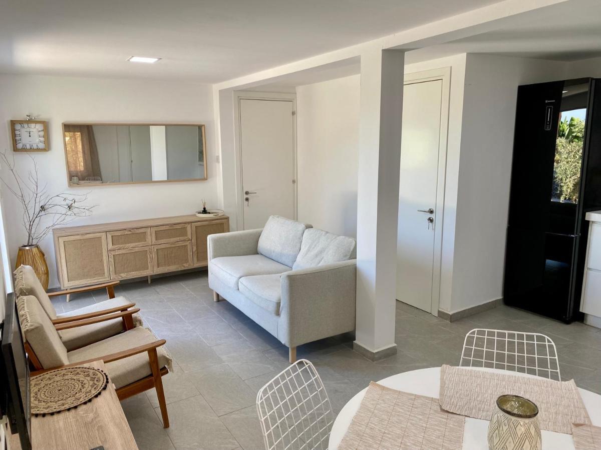 Ammos Luxury Suits And Residences Peyia Extérieur photo
