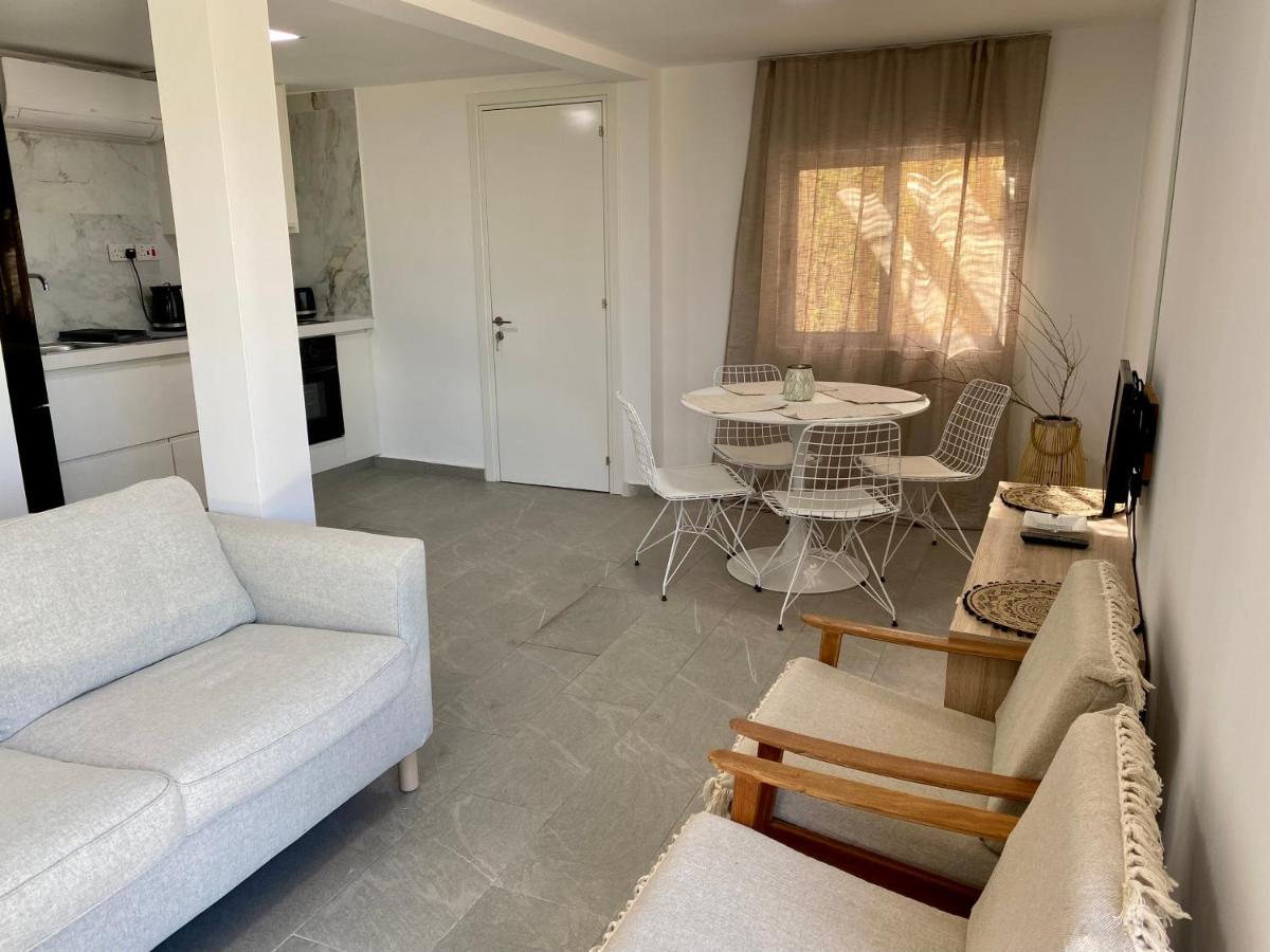 Ammos Luxury Suits And Residences Peyia Extérieur photo